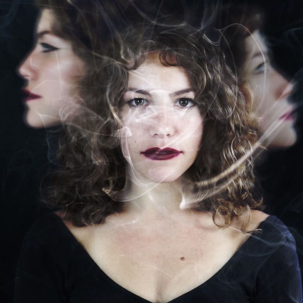 Meet your Posher, Caribay